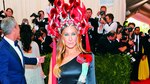 Dragones en la alfombra roja