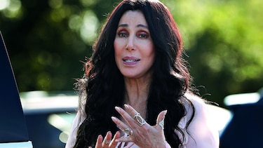 Cher, entre ritmo y política