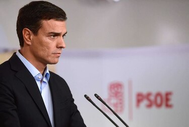 Cúpula socialista española dimite para forzar renuncia de Pedro Sánchez