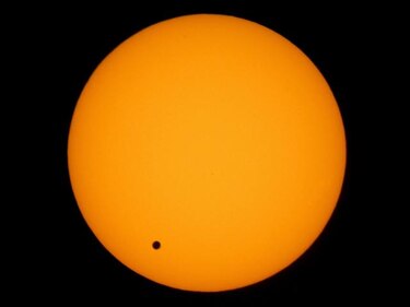 Cubanos verán tránsito del planeta Venus