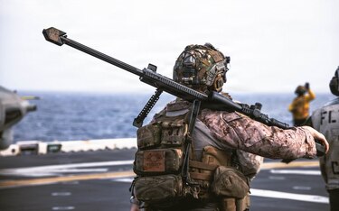 Estados Unidos lanza ataques contra Irán en represalia por el derribo de un helicóptero