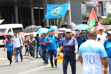 ‘Lo que ha hecho el contralor es inaceptable’, dirigente gremial ante suspensión de salario