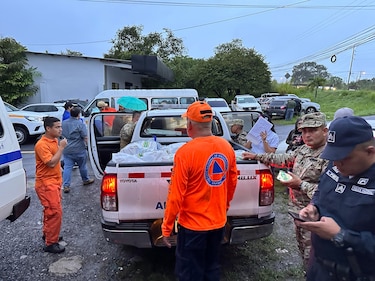 Emergencias por lluvias intensas obligan a suspender desfiles y clases en Veraguas