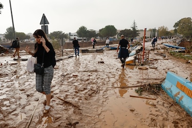 España decreta tres días de luto oficial y aprobará zona catastrófica