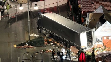 Policía sospecha que suceso en mercado navideño fue un atentado terrorista