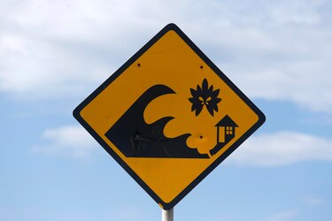 Levantan alerta de tsunami por el terremoto de magnitud 7.1 en el este de Tonga