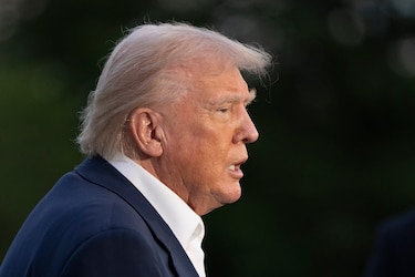 Trump dice que anunciará aranceles para medicamentos en las próximas semanas