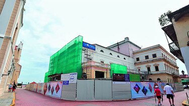 Teatro Nacional, un año más clausurado
