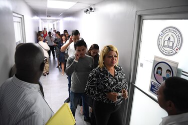 Vuelven a pagar con cheque en la Asamblea Nacional, en medio de auditoría para detectar ‘botellas’