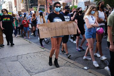 Nueva York elimina unidad anticrimen de policías vestidos de civil