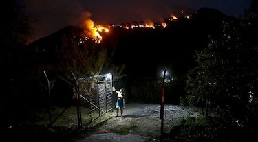 Más de un centenar de incendios consumen centro de Chile