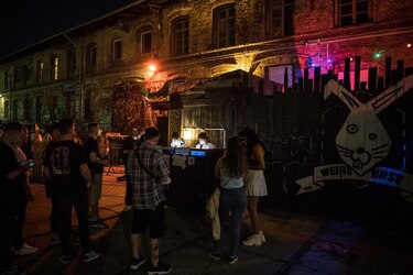 Discotecas de Berlín volverán a abrir para vacunados y recuperados de la Covid-19