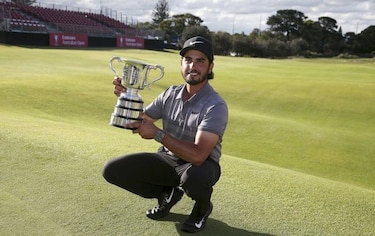 Mexicano Ancer se lleva el Abierto de Australia