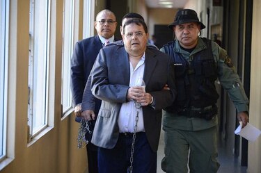 Cucalón es condenado a dos años de prisión por caso Digicel