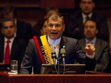 Correa defiende cambios pero cree que Ecuador debe ser más justo y productivo