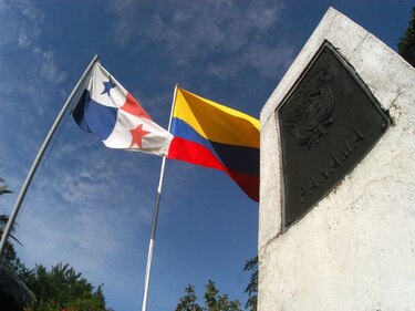 Colombia activa unidad militar en frontera con Panamá para combatir las FARC