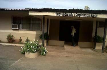 Menores se evaden de centro de custodia de Herrera