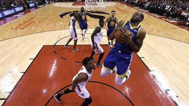 Warriors recuperan su alma de campeón y empatan la final de la NBA