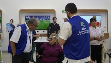 Operativo en Multiplaza: ASEP verifica calidad del servicio en agencias de telecomunicaciones