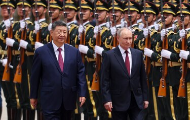 Xi recibe a Putin en Pekín seis días después de la visita de Trump