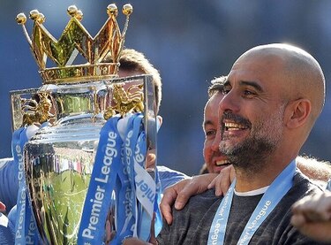 Manchester City se corona