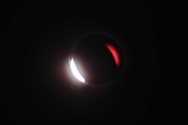 Eclipse total de Sol sobre Indonesia