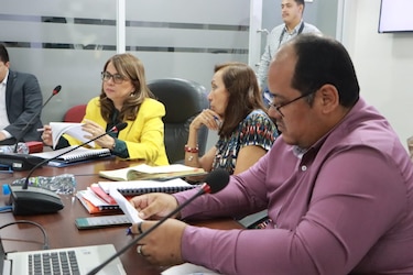 Comisión de Presupuesto avala al Meduca  traslado de partida por $2.8 millones para planilla 