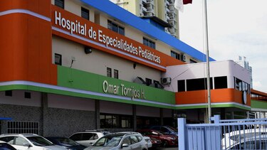 Estudiante de 13 años herido por caída de poste, en estado complicado y reservado
