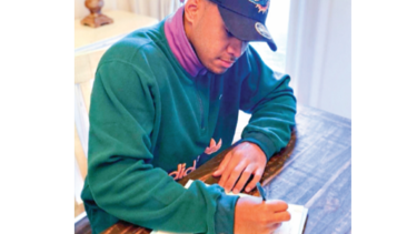 Tua Tagovailoa firma por cuatro años y $30 millones