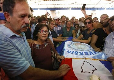 Presidente de Paraguay destituye a su ministro del Interior y a jefe de la Policía