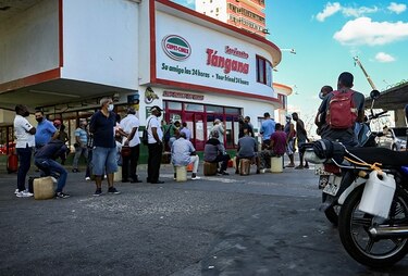 Autoridades cubanas reconocen una fuerte escasez de medicamentos