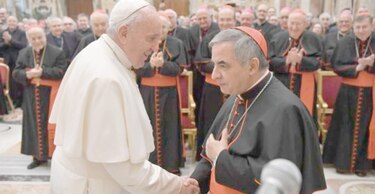 Un cardenal va a juicio por inversiones fraudulentas