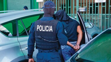 Fiscalía y FBI investigan a estafadores