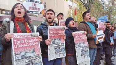 Turquía detiene a jefes y periodistas del ‘Cumhuriyet’