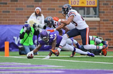 Panthers mantienen marca perfecta al superar a Giants