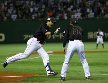 Japón supera 8-4 a estrellas de MLB y suma dos victorias