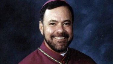 El papa acepta la renuncia del obispo auxiliar de Los Ángeles