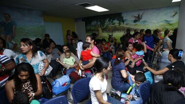 Médicos de EU brindan atención ortopédica gratuita en el Hospital del Niño