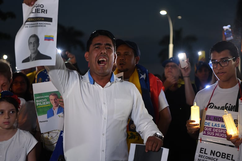 Marcha por la paz y la libertad reúne a cientos de venezolanos en Panamá