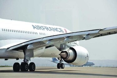 Línea de bajo costo de Air France planea vuelos trasatlánticos