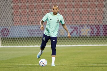Deniegan de nuevo la libertad a Dani Alves al persistir el riesgo de fuga