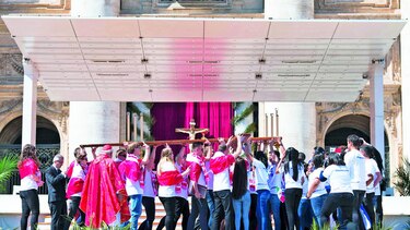 La cruz de la Jornada Mundial de la Juventud, camino a Panamá