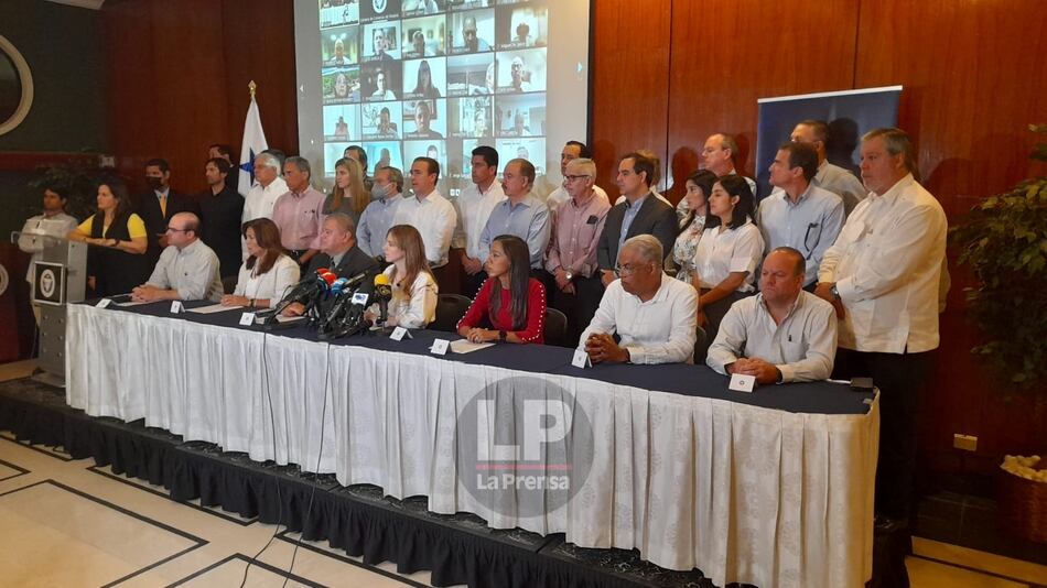 Cciap insta a Cortizo a participar en el diálogo; piden fiscalización del contralor y la renuncia de rectora de la Unachi 