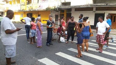 Damnificados de incendio protestan en Colón