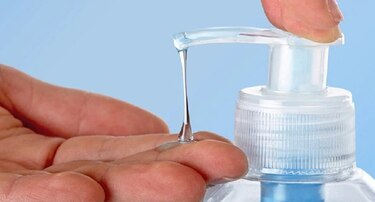 Venden mascarillas y otros productos sin el debido aviso de operación, advierte Acodeco