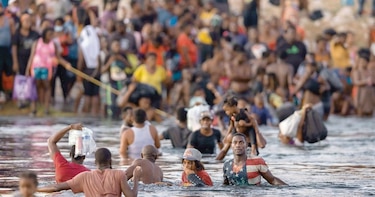 Continúa crisis de los haitianos en Texas