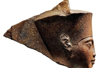Subastaron en 5.7 millones de dólares busto de Tutankamón reclamado por Egipto