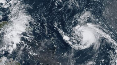 Huracán Jerry se mueve rumbo a islas del Caribe