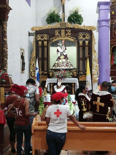 Con restricciones por la pandemia se celebra festividad del Cristo Negro de Portobelo