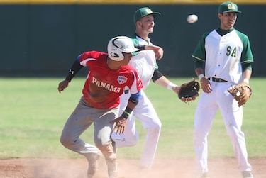 Panamá vence a Sudáfrica y sigue invicto
